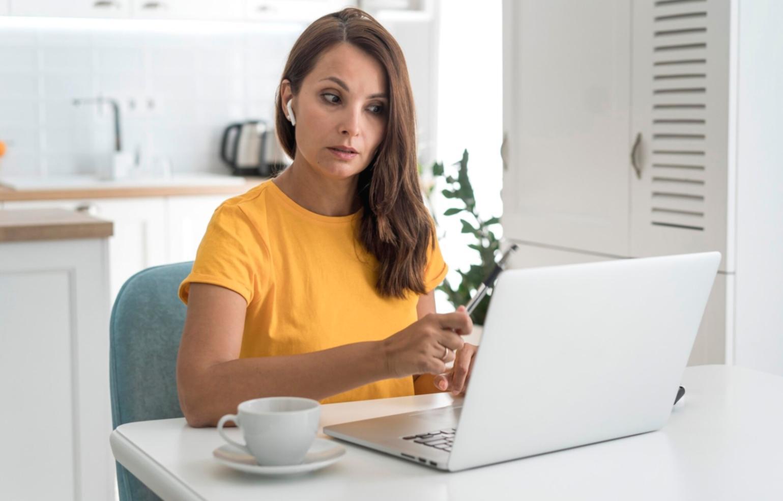 Environnement de travail d'analyste financier